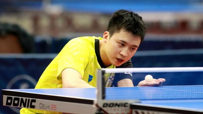 的一个青年 的一个青年